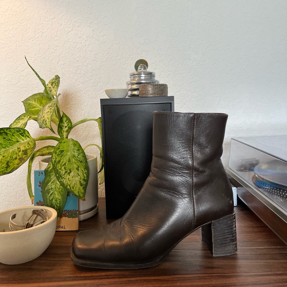 Vintage Brown Boots
